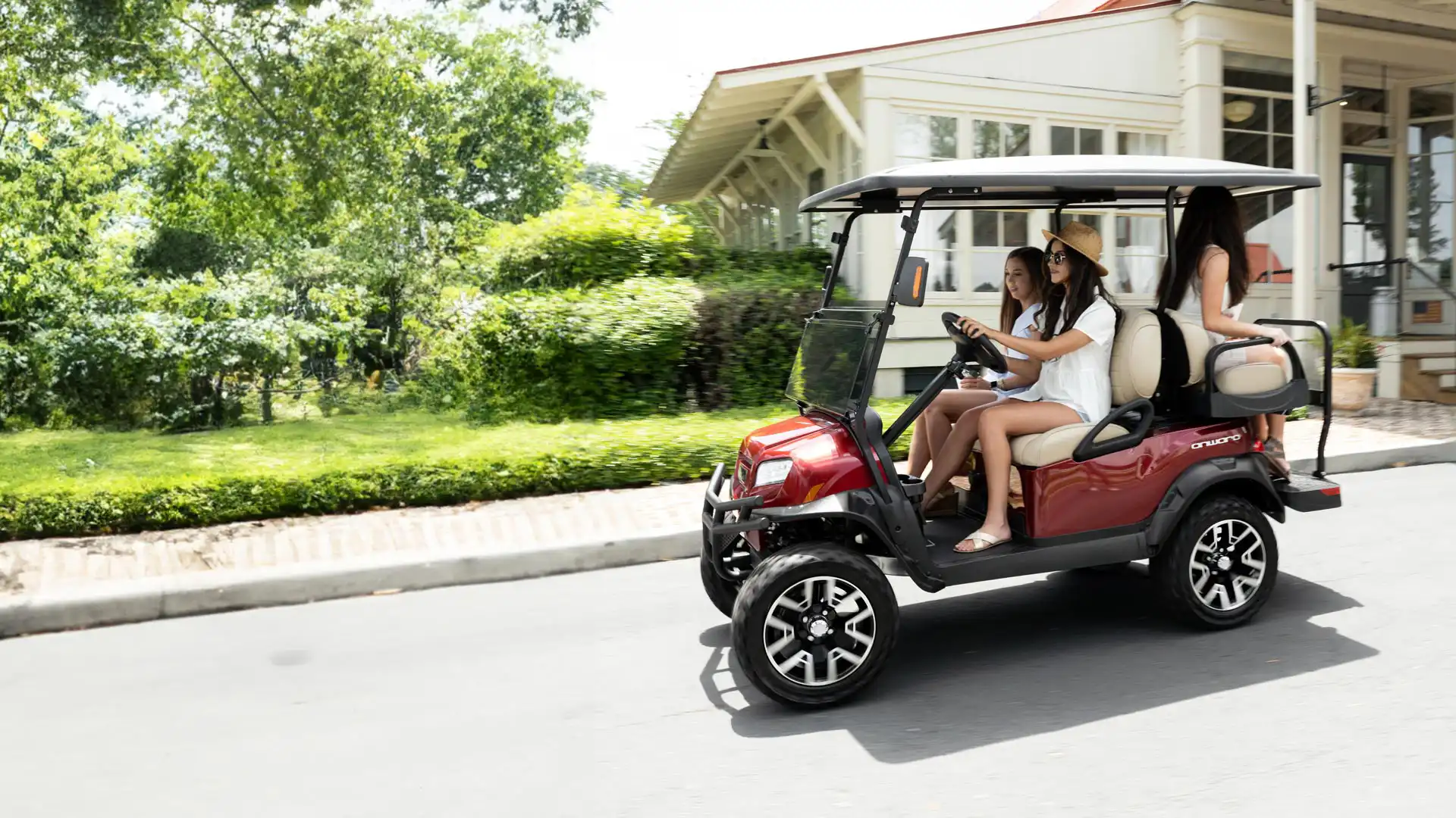 Explore Club Car Golf Carts： The Best Models for Every Golfer