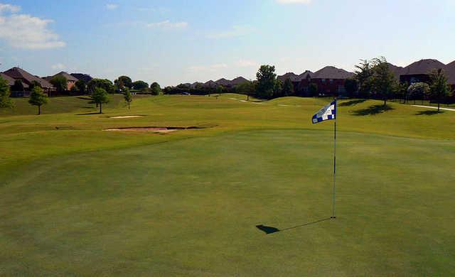 Waterview Golf Course: Stunning Views and Expertly Designed Holes for Golf Lovers