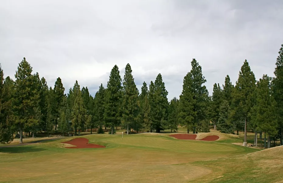 Play Aspen Lakes Golf Course: Your Ultimate Central Oregon Golf Getaway