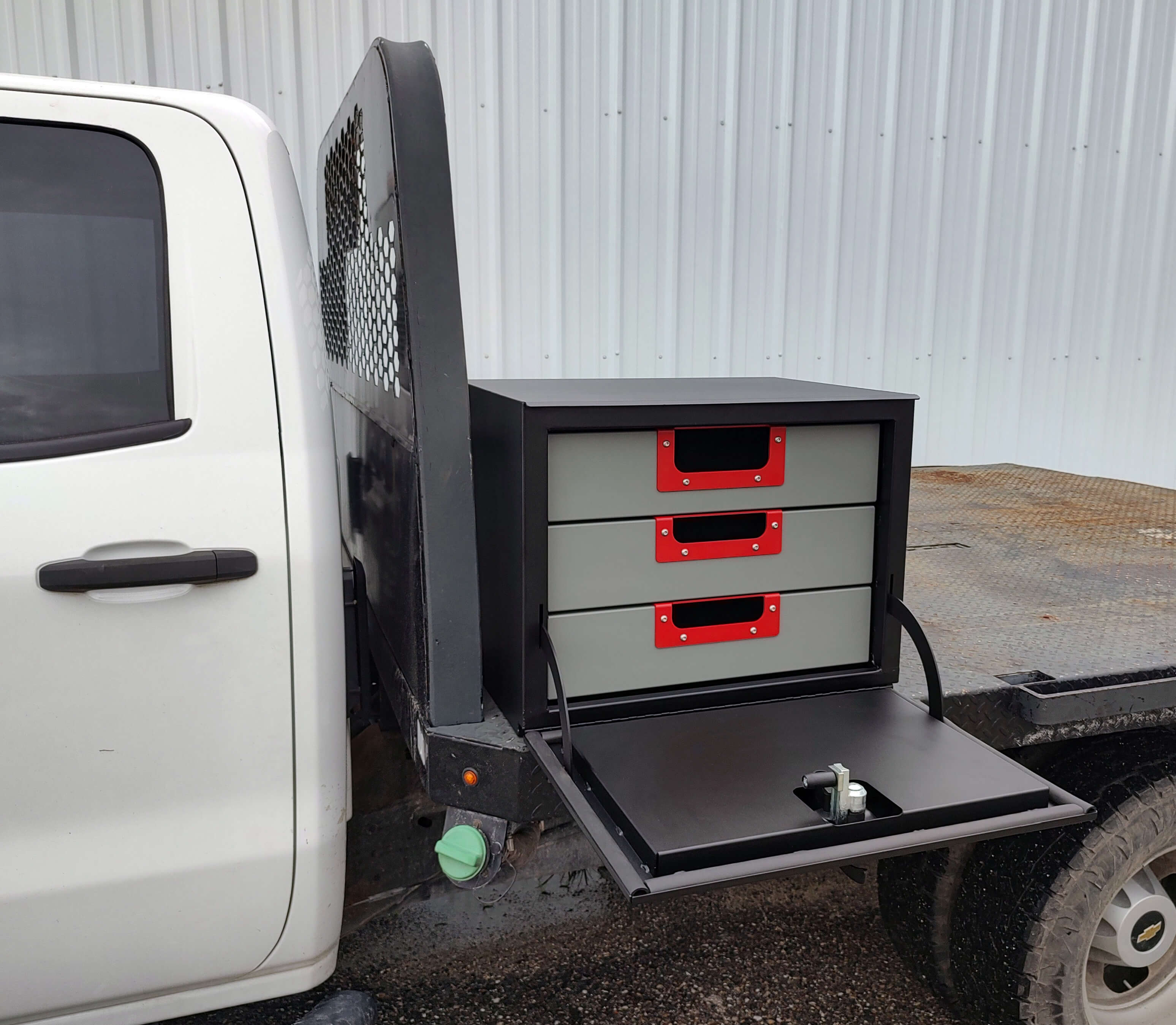 Heavy-Duty Truck Side Tool Boxes: Built to Last Long