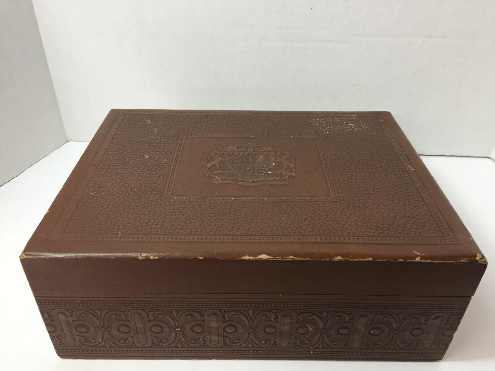 All About Cigar Box: John Middleton Inc. - Why These Are Still a Favorite!