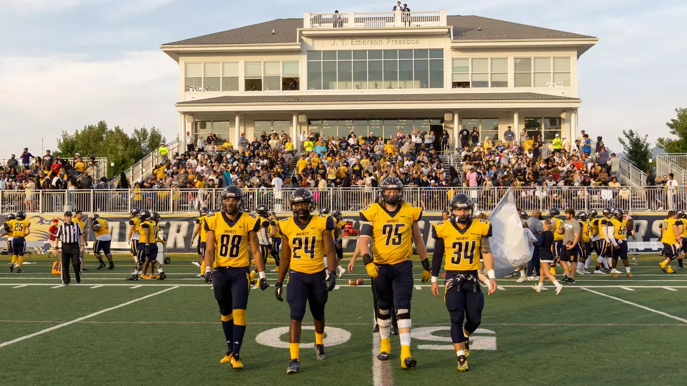 Averett University Football: Whats the Latest Buzz on the Team and Their Games?