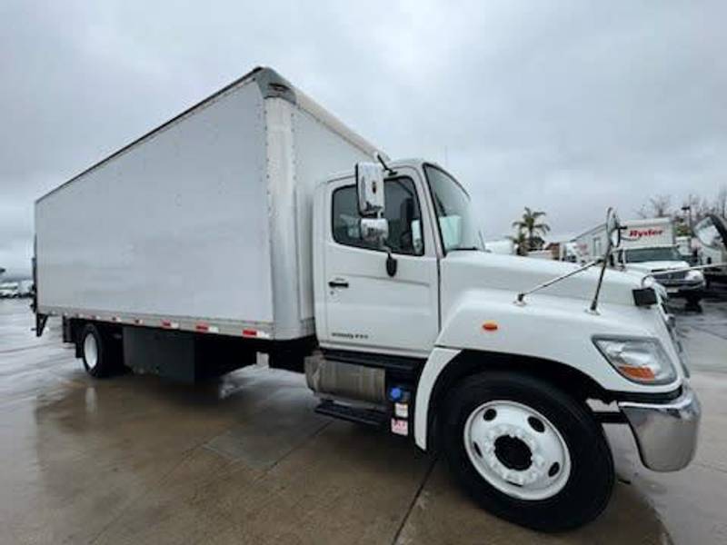 2005 Hino 28 ft Box Truck: Specs, Price, and Where to Buy