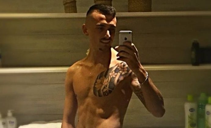 Davide Iovinella Naked Scandal! Italian Football Ace Caught in Shocking Photo Leak!