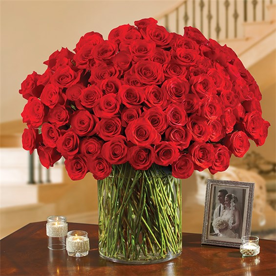 Best Place for Red Roses in a Box Elk Grove CA: See Our Top Picks and Customer Reviews