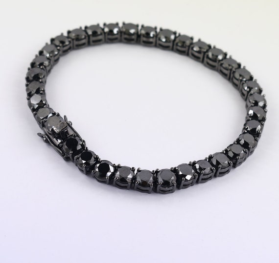 Black Diamond Tennis Bracelet: How to Find High-Quality and Avoid Fakes.